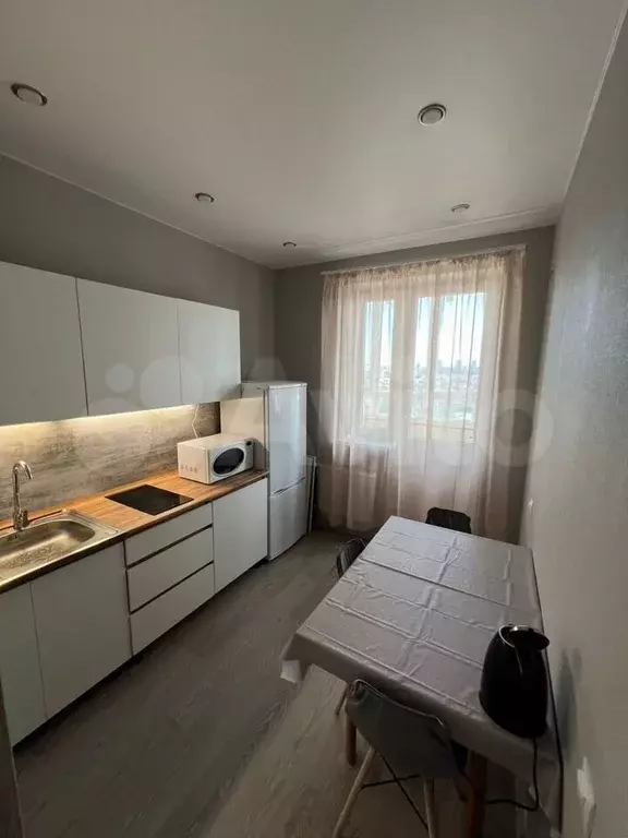 1-к. квартира, 40 м, 7/12 эт. - Фото 1