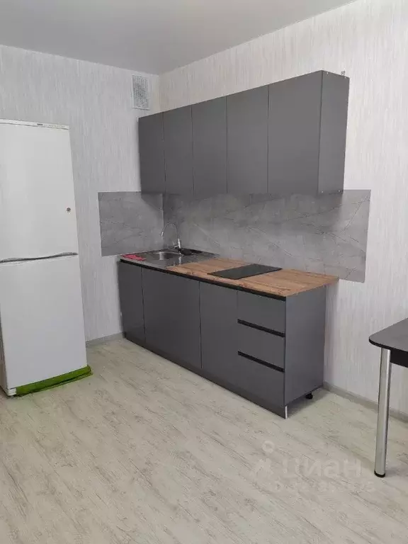 1-к кв. Челябинская область, Челябинск ул. Маршала Чуйкова, 28 (45.0 ... - Фото 1