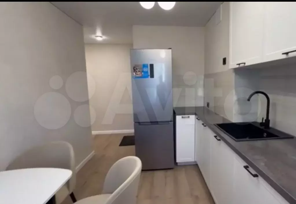1-к. квартира, 38,5 м, 6/9 эт. - Фото 0