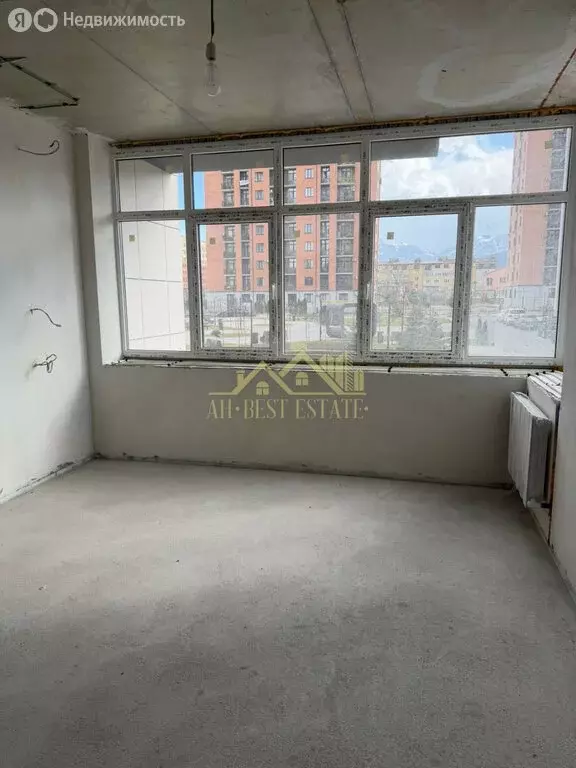 2-комнатная квартира: Владикавказ, улица Андрея Днепровского, 8/4 (67 ... - Фото 1