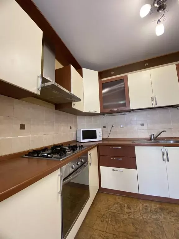 2-к кв. Татарстан, Казань ул. Академика Губкина, 30г (70.0 м) - Фото 2