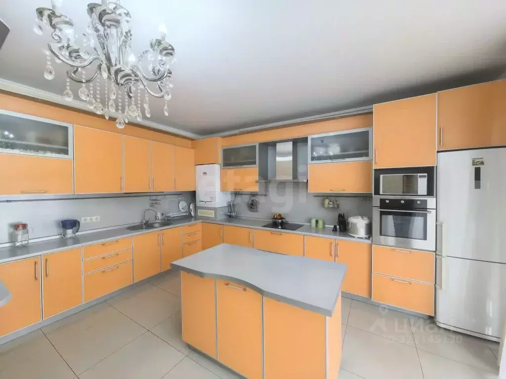 Таунхаус в Краснодарский край, Ейск ул. Пушкина (213 м) - Фото 1