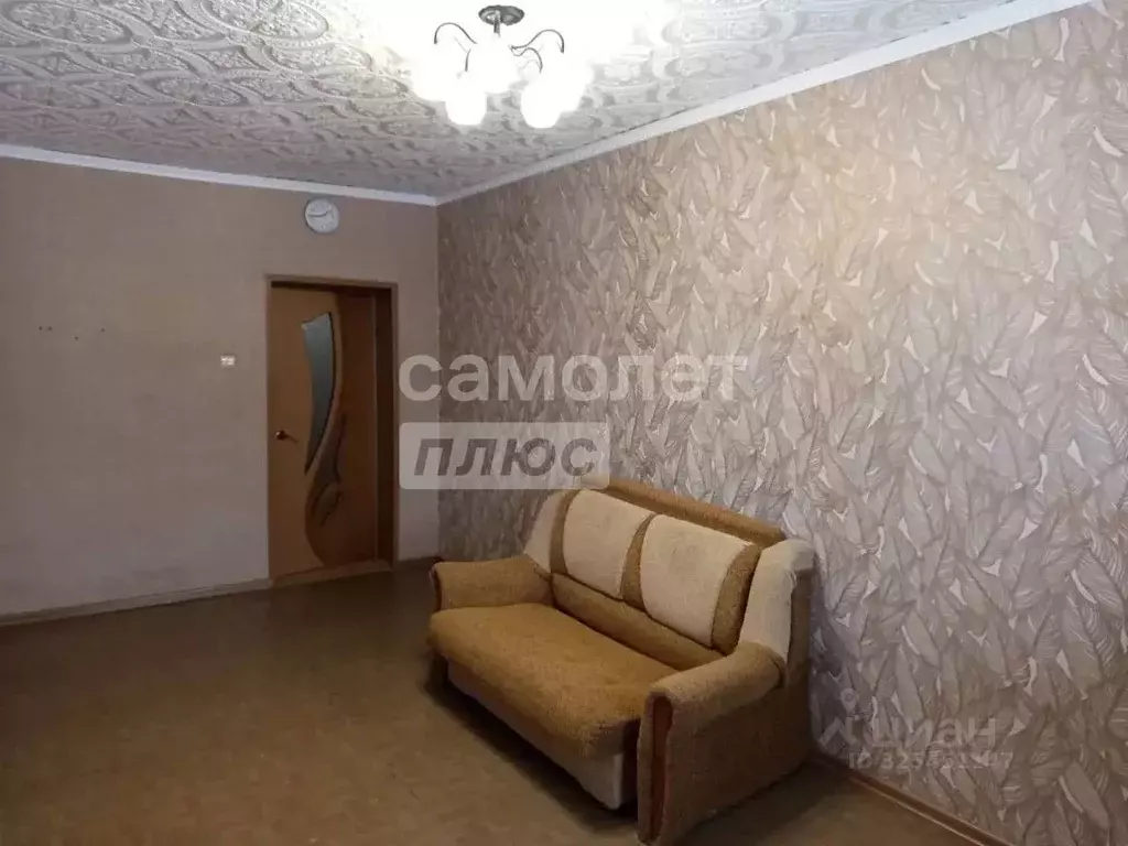 2-к кв. Курская область, Пристенский район, Поселок Кировский ... - Фото 1