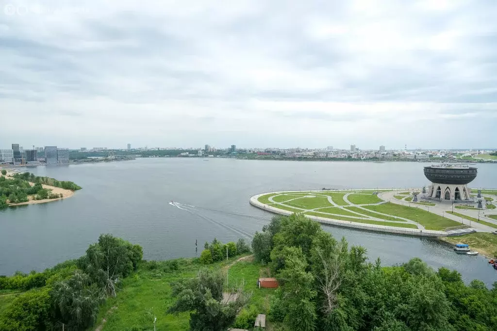3-комнатная квартира: Казань, улица Сибгата Хакима, 7 (63.6 м) - Фото 0