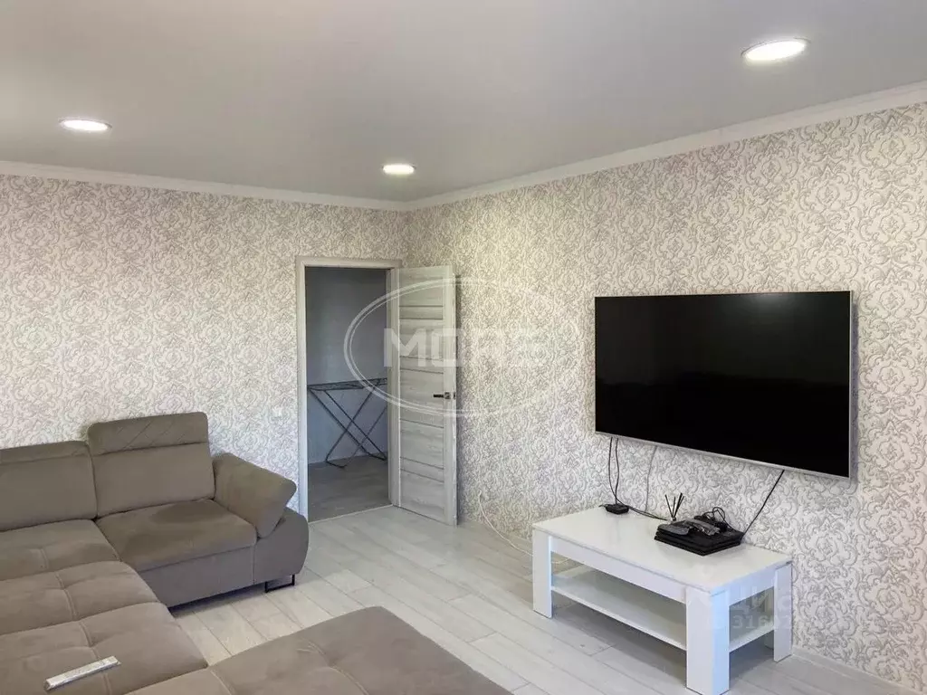 2-к кв. Калининградская область, Калининград ул. Виктора Гакуна, 5 ... - Фото 0