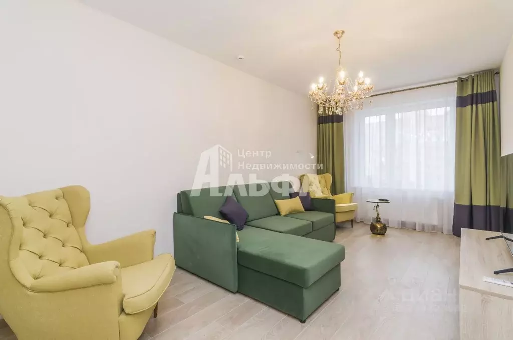 2-к кв. Пермский край, Пермь ул. Луначарского, 99 (70.0 м) - Фото 0