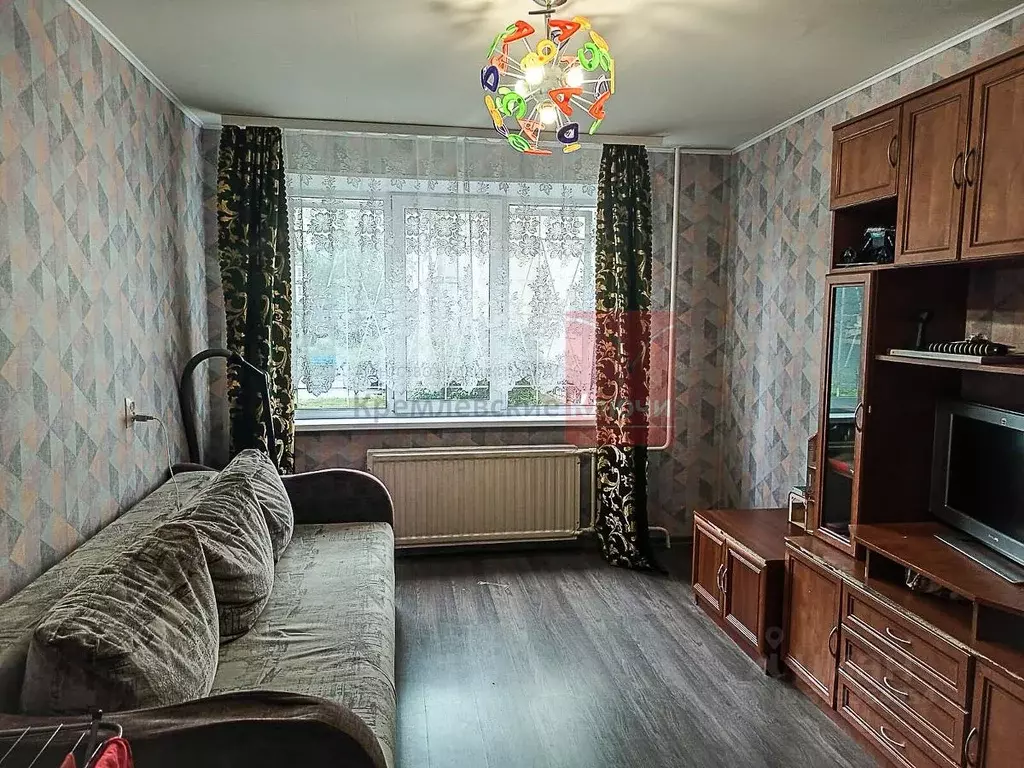 2-к кв. Санкт-Петербург, Санкт-Петербург, Колпино Оборонная ул., 10 ... - Фото 0