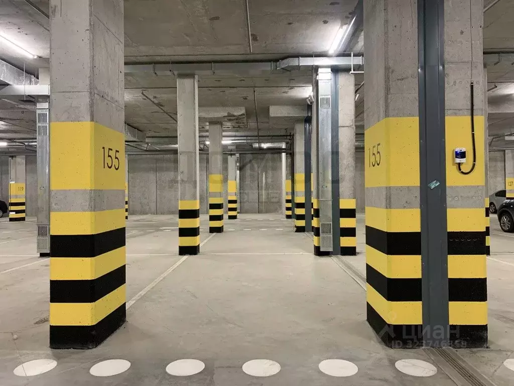 Гараж в Свердловская область, Екатеринбург ул. Павлодарская, 4/3 (17 ... - Фото 2