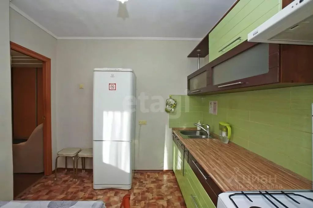 2-к кв. Омская область, Омск ул. Масленникова, 66 (58.6 м) - Фото 1