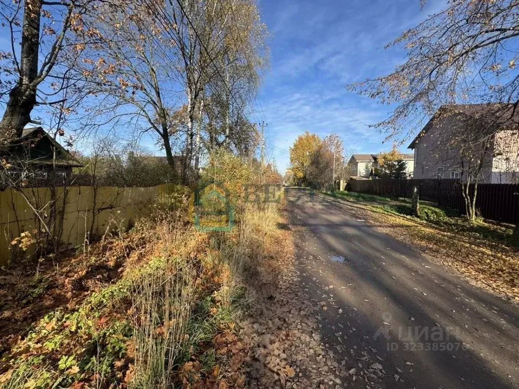 Участок в Ленинградская область, Отрадное Кировский район, 5-я линия, ... - Фото 1