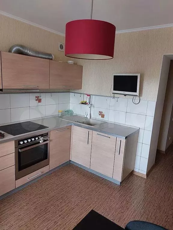 2-к. квартира, 56 м, 2/10 эт. - Фото 0