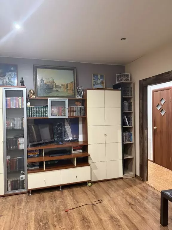 1-к кв. Тюменская область, Тюмень ул. Казачьи луга, 10 (34.5 м) - Фото 2