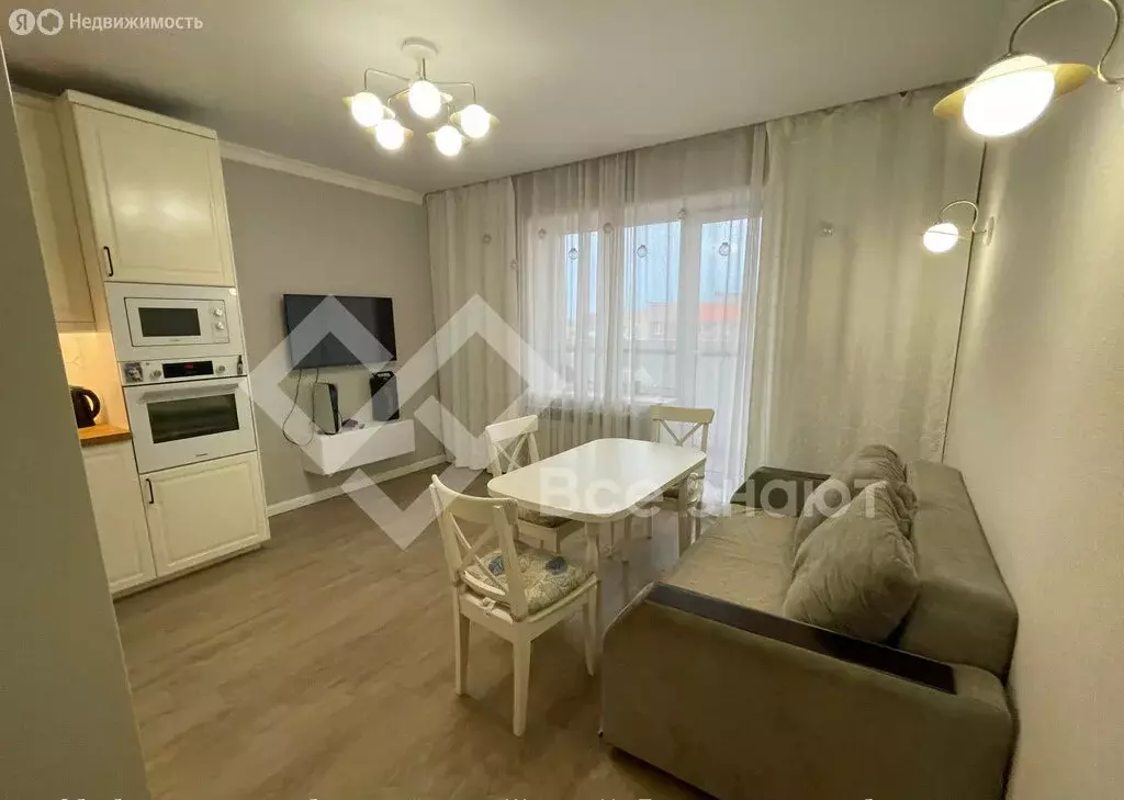 3-комнатная квартира: Челябинск, улица Зальцмана, 18 (85.4 м) - Фото 1