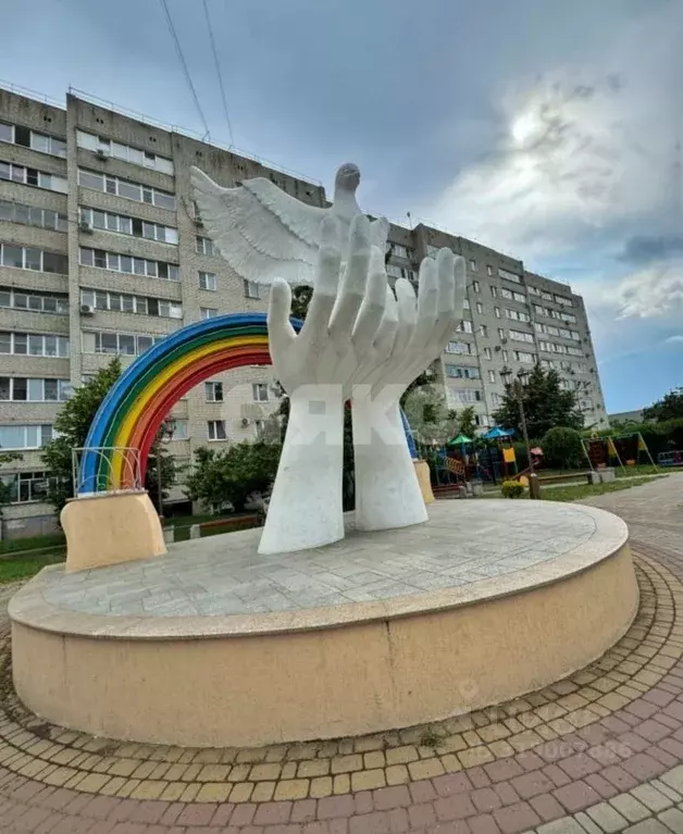 3-к кв. Краснодарский край, Армавир ул. Ефремова (63.0 м) - Фото 1