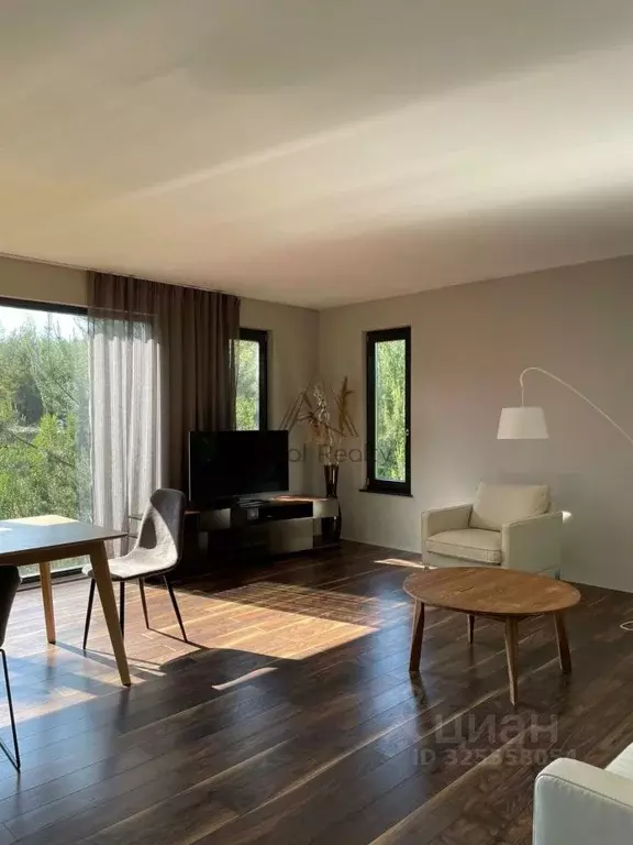 Дом в Ленинградская область, Всеволожский район, Бугровское городское ... - Фото 2