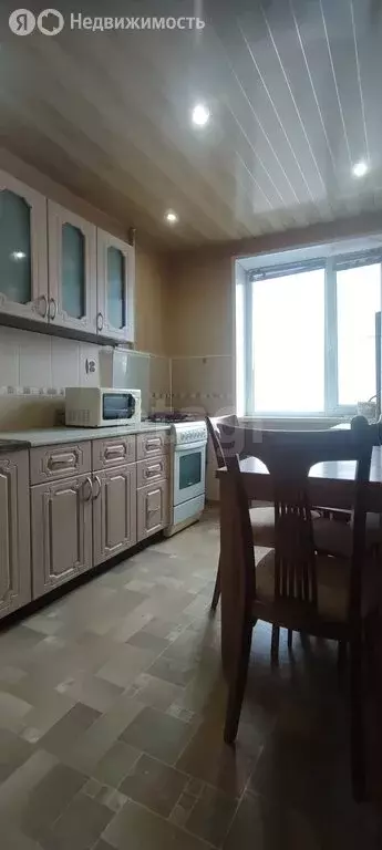 2-комнатная квартира: Усинск, Молодёжная улица, 5 (54.1 м) - Фото 1