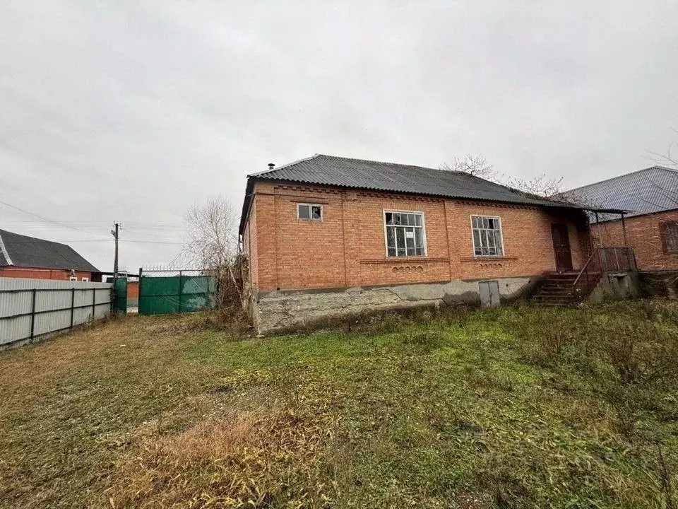 Дом в Чеченская республика, Шалинский район, с. Белгатой ул. Гагарина, ... - Фото 1
