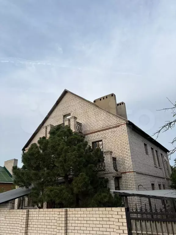 Дом 300 м на участке 5 сот. - Фото 1