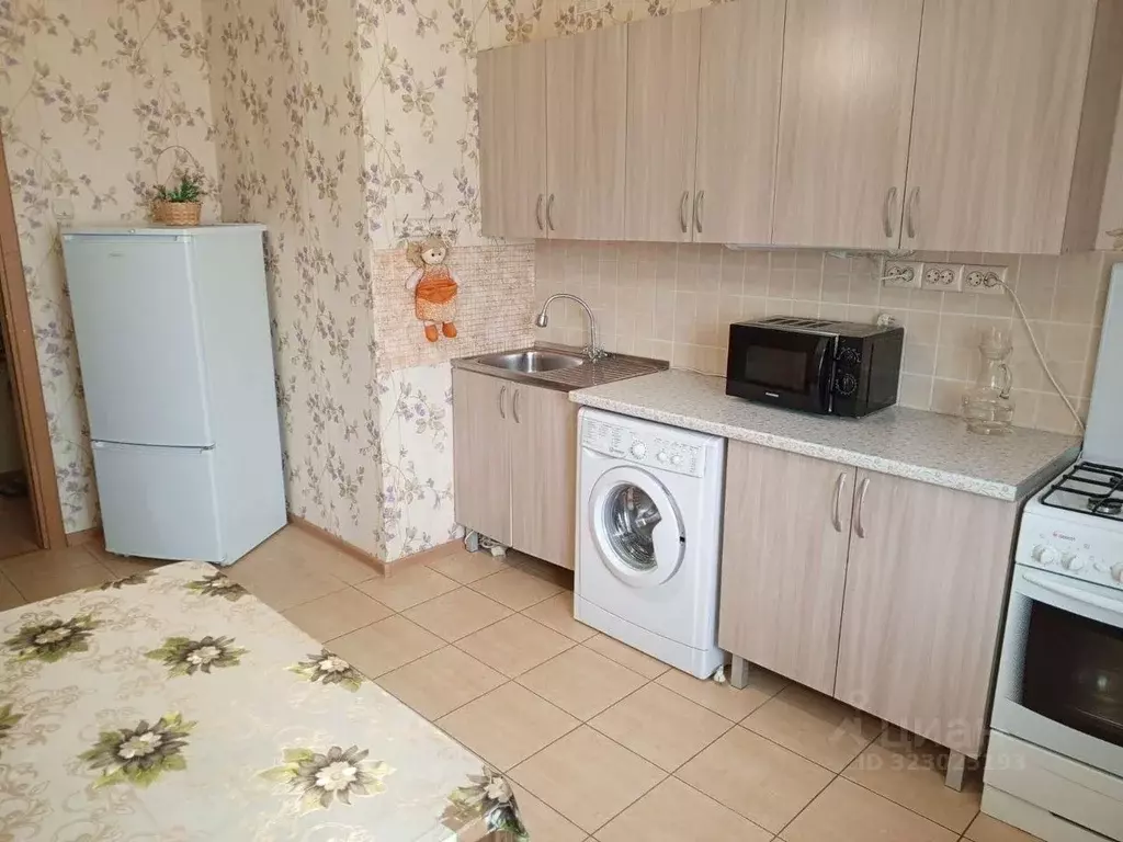 3-к кв. Ростовская область, Таганрог пер. 1-й Новый, 16-6 (72.0 м) - Фото 1