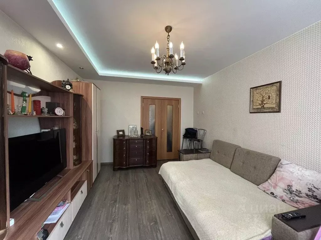 3-к кв. Свердловская область, Екатеринбург ул. Ирбитская, 66 (63.2 м) - Фото 1