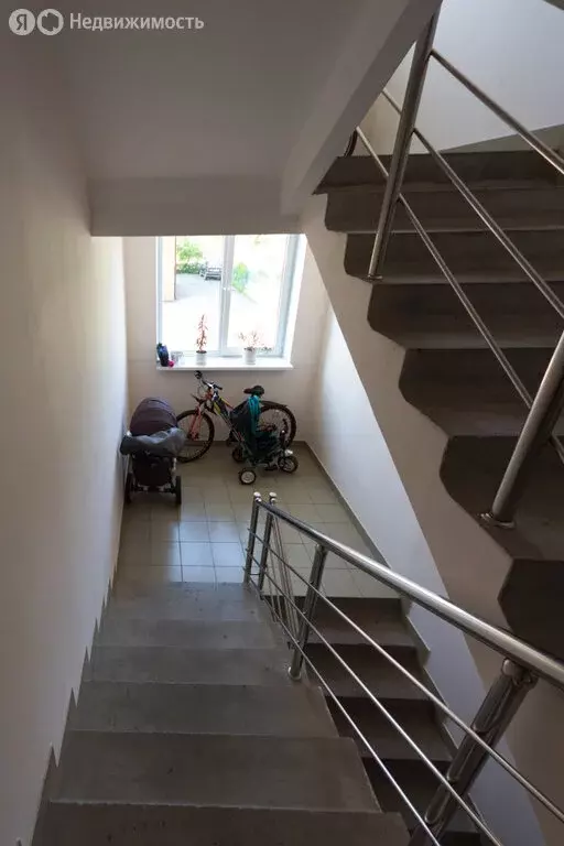 2-комнатная квартира: Череповец, Южная улица, 18 (54.6 м) - Фото 0