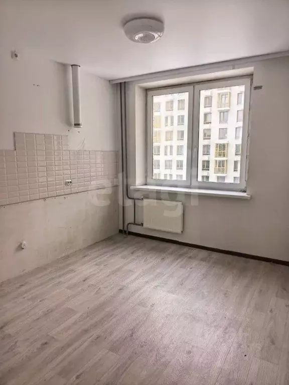 1-к кв. Тюменская область, Тюмень ул. Тимофея Чаркова, 79к3 (34.6 м) - Фото 1