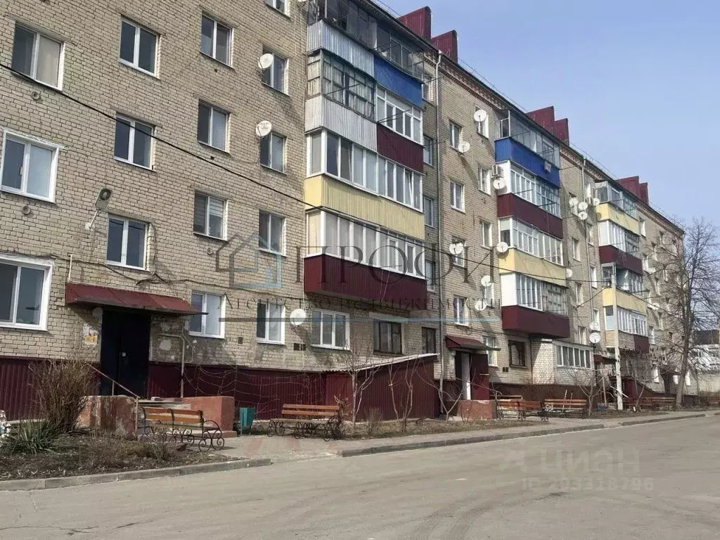 2-к кв. Белгородская область, Новый Оскол пер. Павлова, 7 (40.1 м) - Фото 1