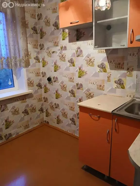 2-комнатная квартира: Минусинск, улица Комарова, 5 (44 м) - Фото 0