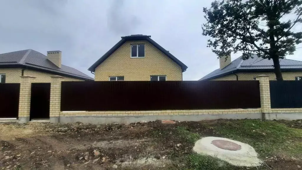 Дом в Краснодарский край, Динской район, Старомышастовская ст-ца ... - Фото 1