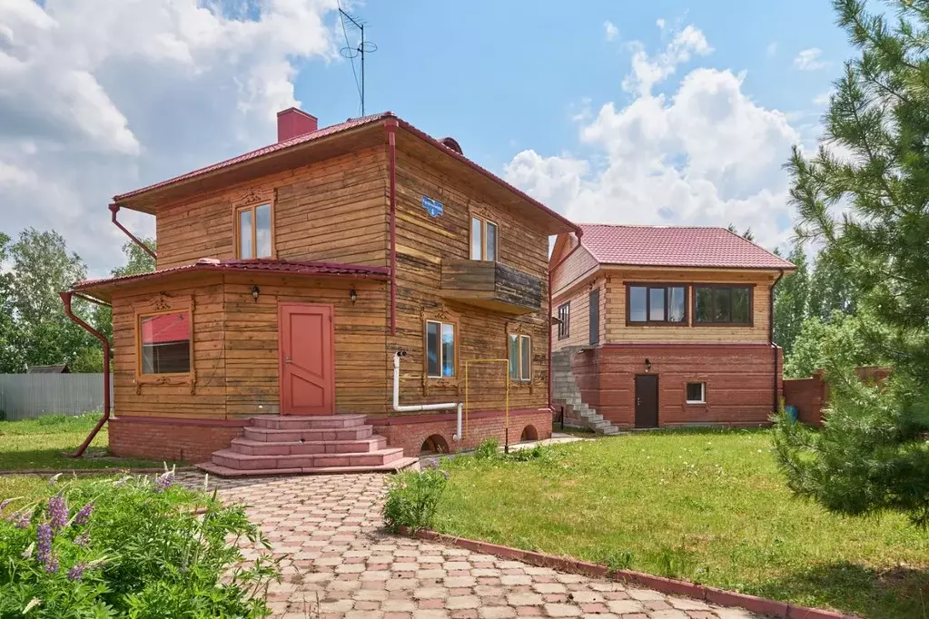 Дом в Томская область, Томск пос. Апрель, ул. Рукавишникова, 8 (167 м) - Фото 2