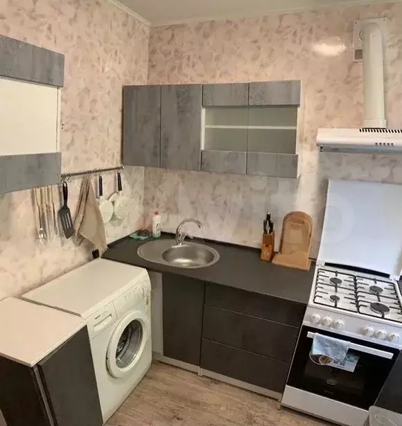 Комната 19 м в 2-к, 3/9 эт. - Фото 0