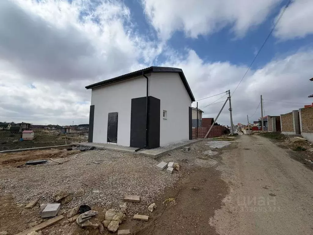 Дом в Севастополь ул. Генерала Мельника, 2 (85 м) - Фото 1
