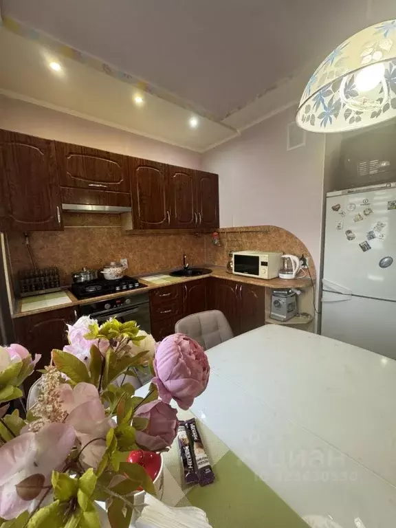 3-к кв. Кировская область, Киров Лянгасово мкр, ул. Октябрьская, 45 ... - Фото 0