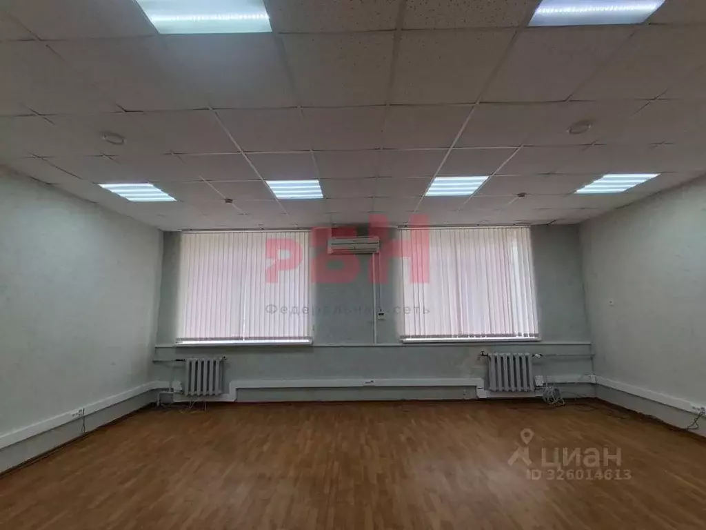 Офис в Тюменская область, Тюмень ул. Республики, 211 (42 м) - Фото 1