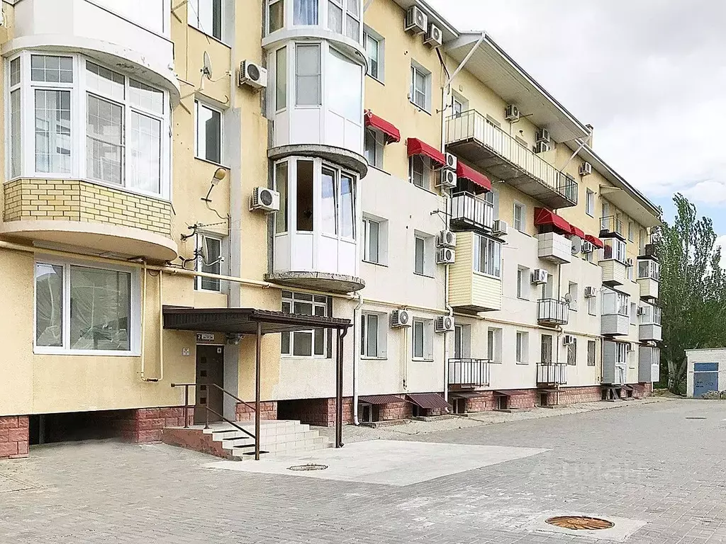 2-к кв. Волгоградская область, Волжский Набережная ул., 8 (64.0 м) - Фото 0