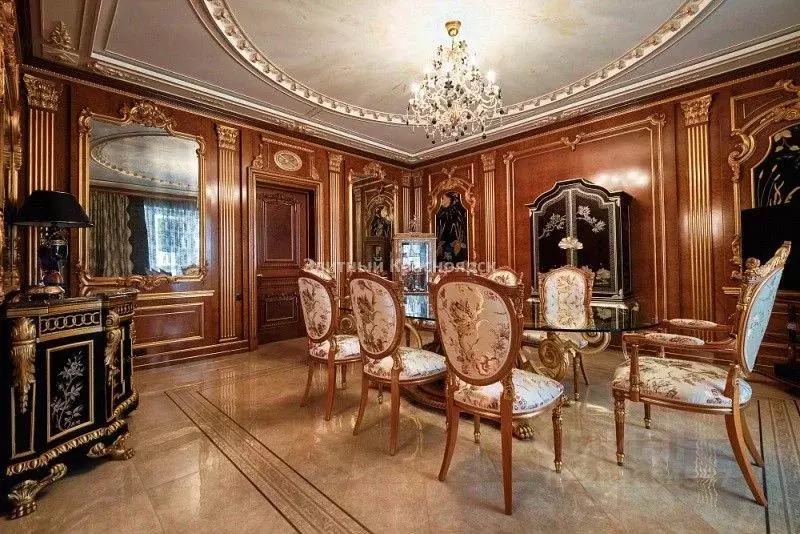 5-к кв. Красноярский край, Красноярск ул. Ленина, 5а (277.0 м) - Фото 0