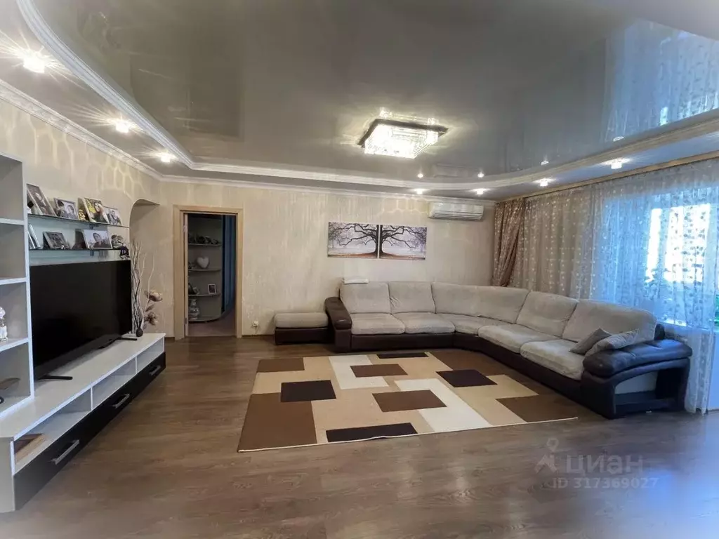 3-к кв. Самарская область, Тольятти ул. Дзержинского, 18А (100.0 м) - Фото 0