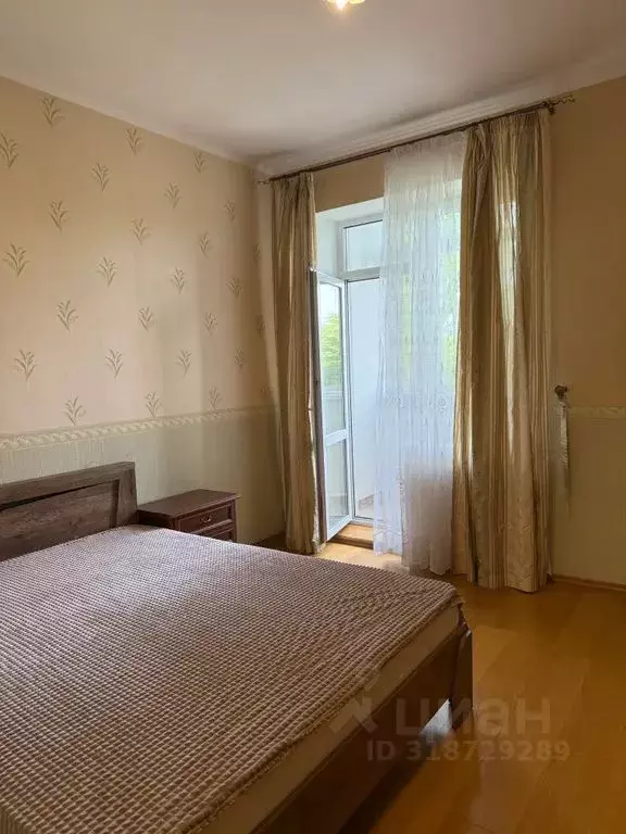 3-к кв. Калининградская область, Калининград Колхозная ул., 3-5 (110.0 ... - Фото 1