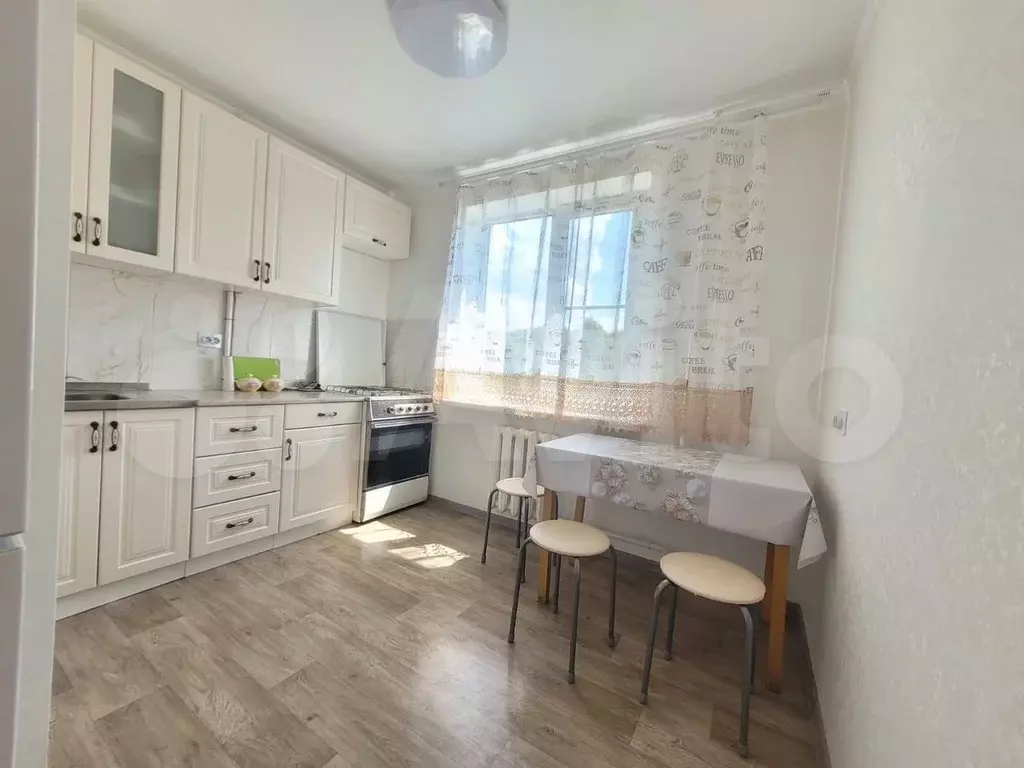 2-к. квартира, 55 м, 7/10 эт. - Фото 0