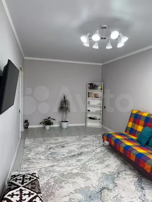 2-к. квартира, 56 м, 3/5 эт. - Фото 0
