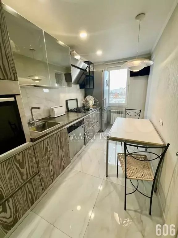 3-к. квартира, 73 м, 9/9 эт. - Фото 1