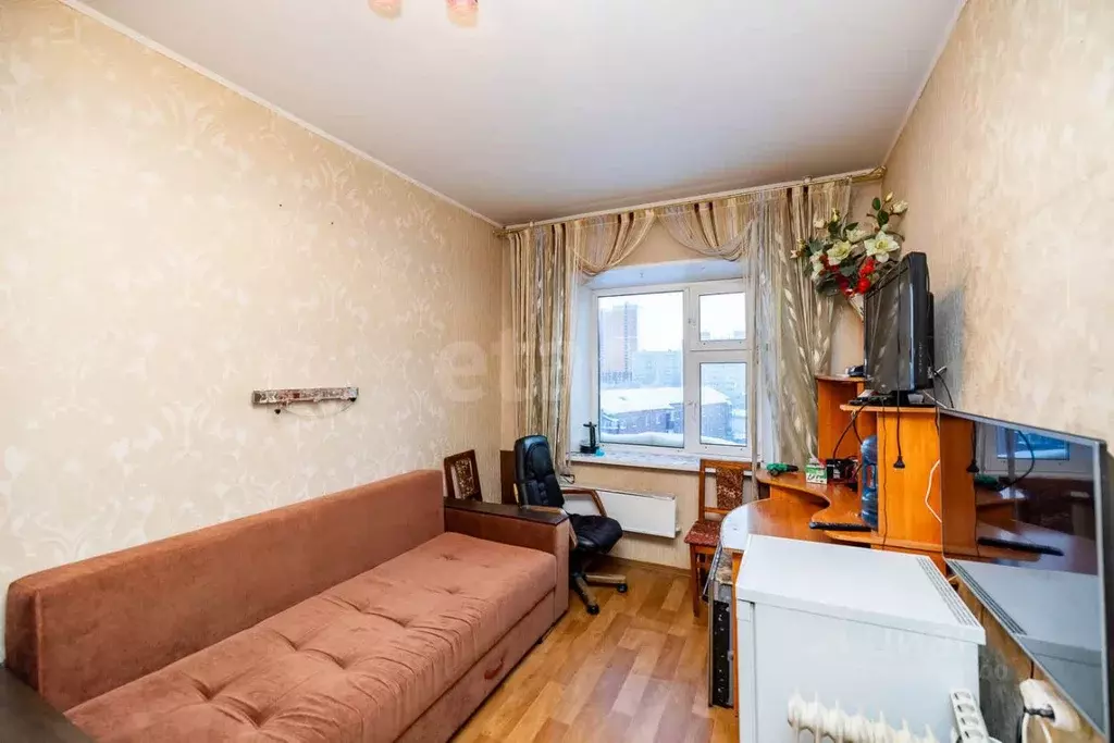Комната Ханты-Мансийский АО, Сургут Комсомольский просп., 48 (30.0 м) - Фото 1