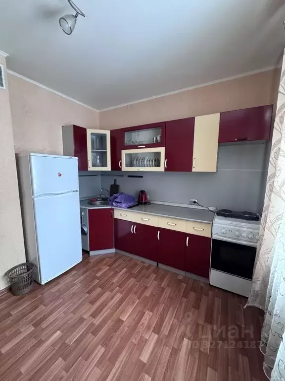 1-к кв. Курская область, Курск просп. Вячеслава Клыкова, 34 (37.5 м) - Фото 2