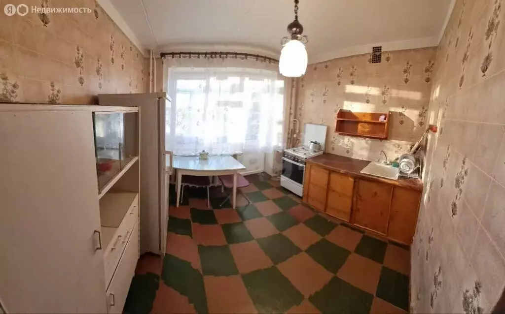 2-комнатная квартира: Энгельс, 2-й микрорайон, 39 (42 м) - Фото 1