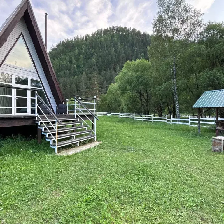 Дом в Алтай, Чемальский район, с. Чемал Набережная ул. (45 м) - Фото 0