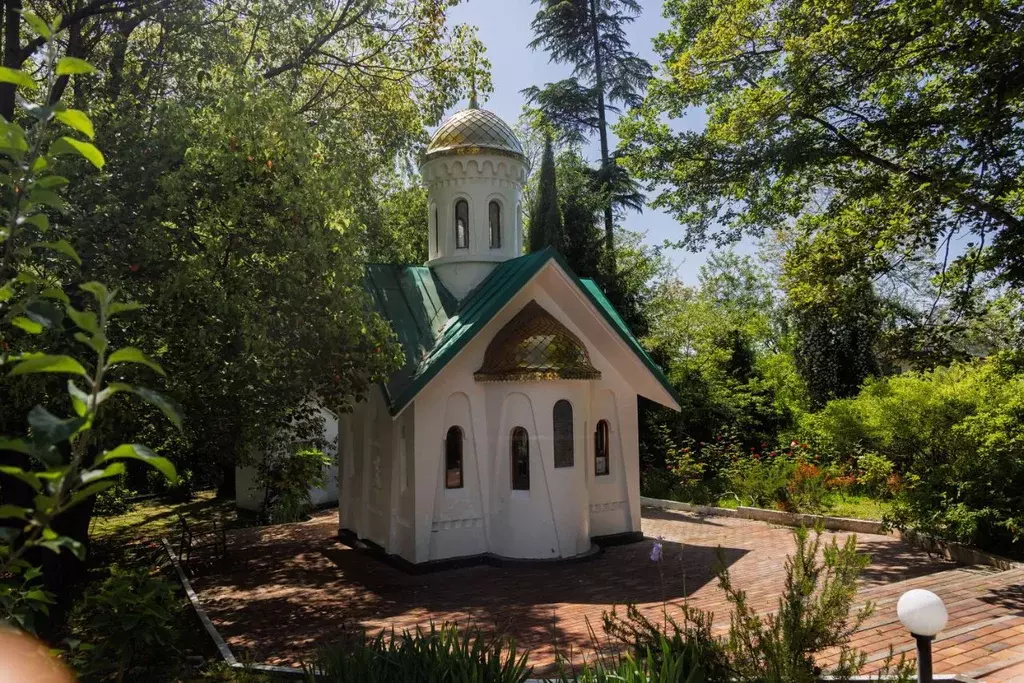 Дом в Краснодарский край, Сочи Курортный просп., 120к5 (800 м) - Фото 1