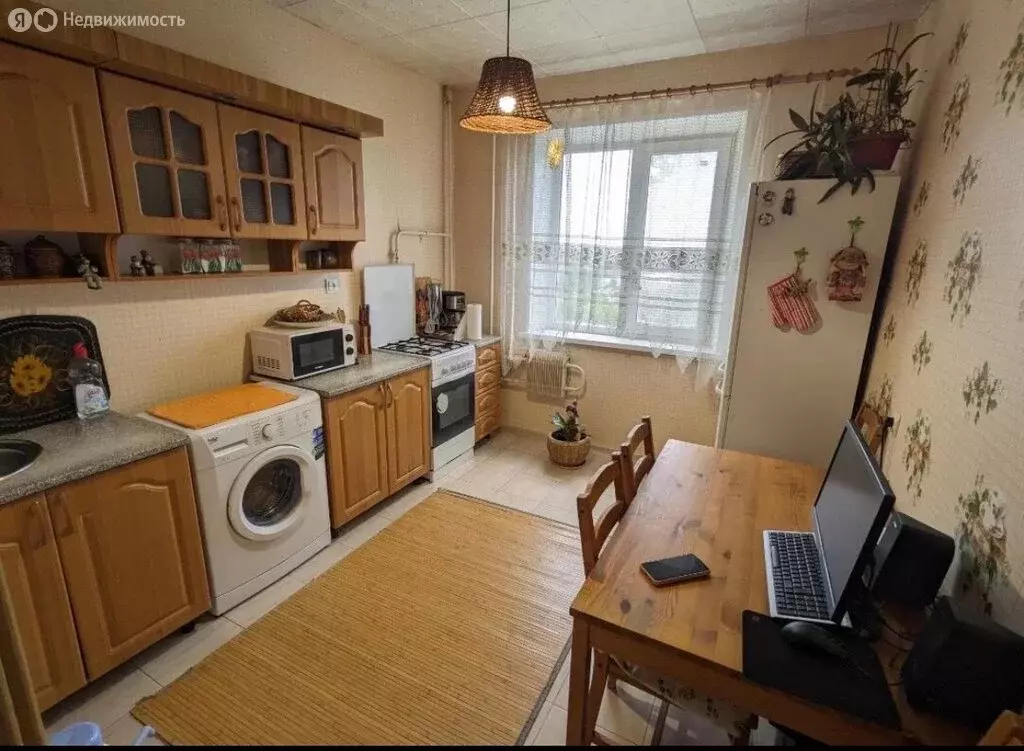 Квартира-студия: Каменск-Шахтинский, Советская улица, 42 (50.4 м) - Фото 1