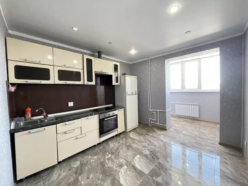 3-к кв. Оренбургская область, Оренбург ул. Автомобилистов, 2Д (75.0 м) - Фото 2