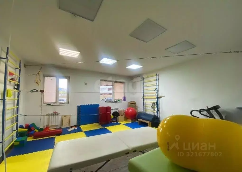 Офис в Бурятия, Улан-Удэ Ключевская ул., 60Б/3 (100 м) - Фото 1