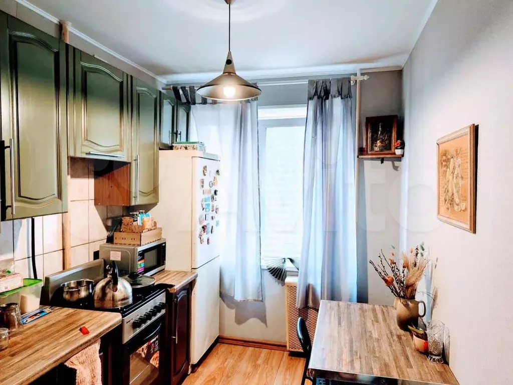 Комната 10 м в 3-к., 3/9 эт. - Фото 1